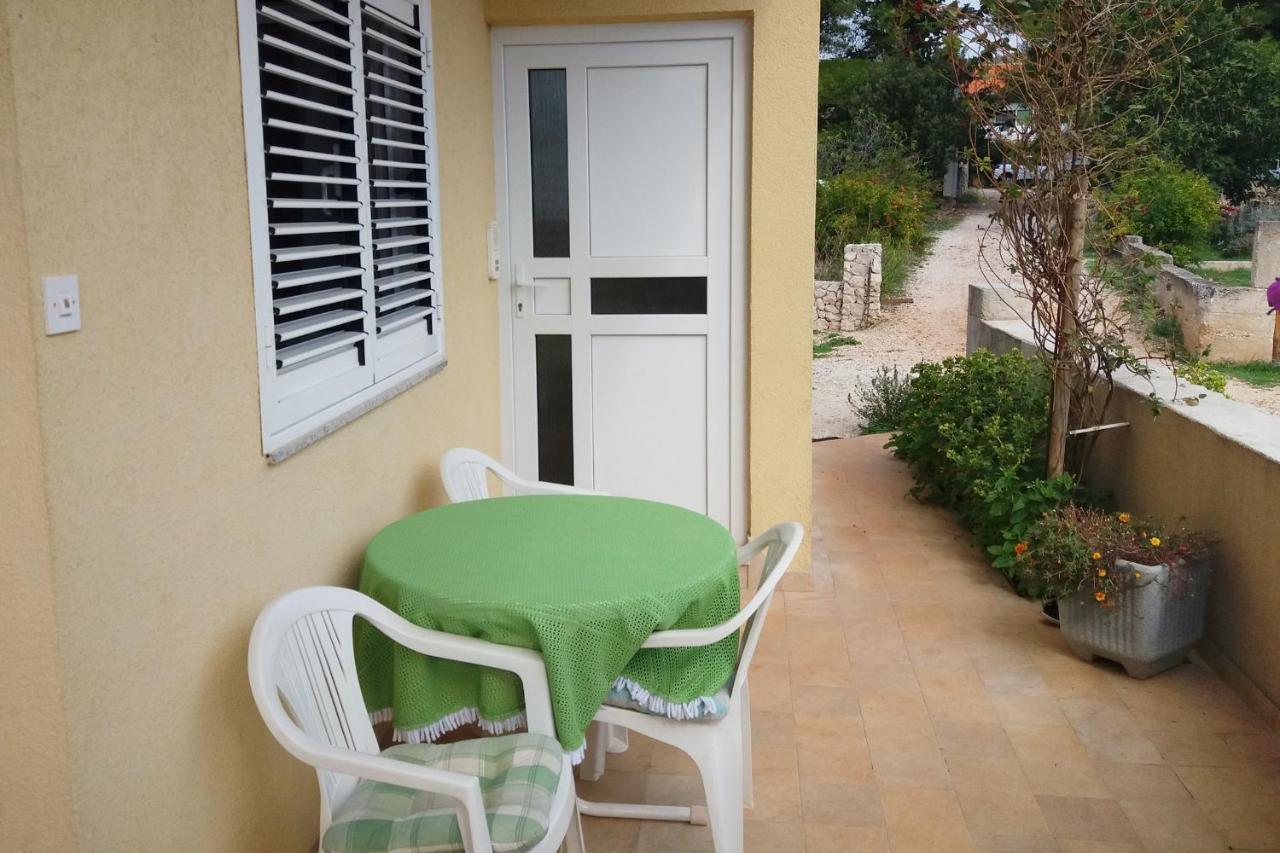 Apartments By The Sea Vinisce, Trogir - 5229 Εξωτερικό φωτογραφία